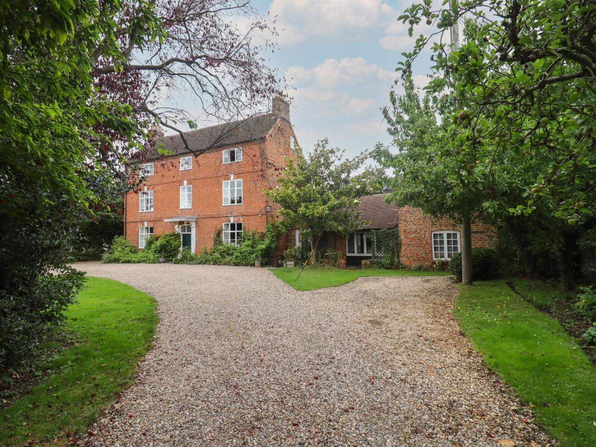 The Coach House Apartment ทุกส์แบร์รี ภายนอก รูปภาพ